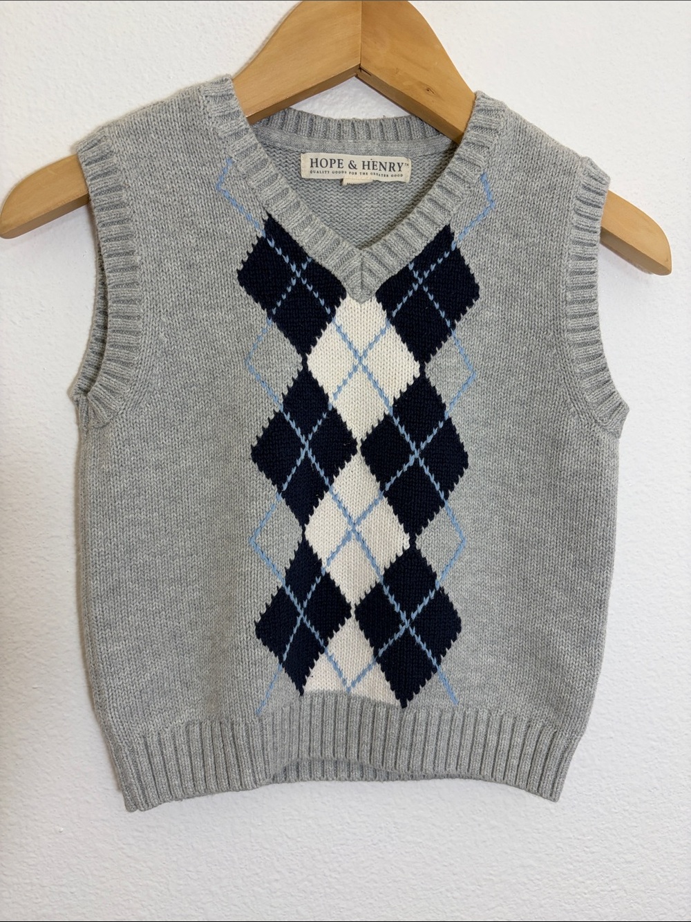Hope & Henry Grey Navy White Preppy Organic Cotton Argyle Knit Sweater Vest
